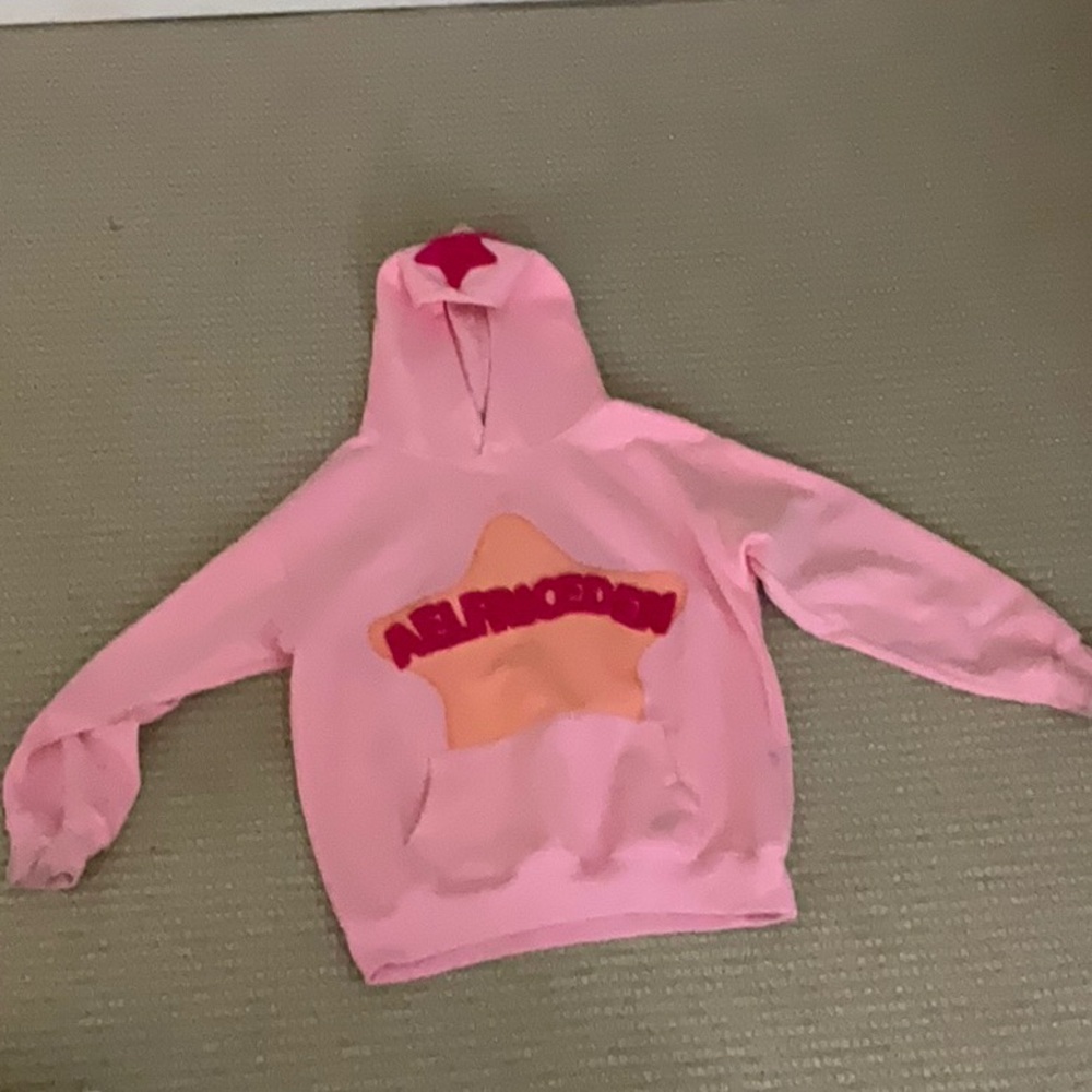 Aelfric Eden Pink Hoodie with Orange Star